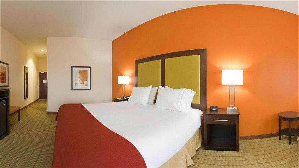 Holiday Inn Express Florence Northeast By Ihg Εξωτερικό φωτογραφία